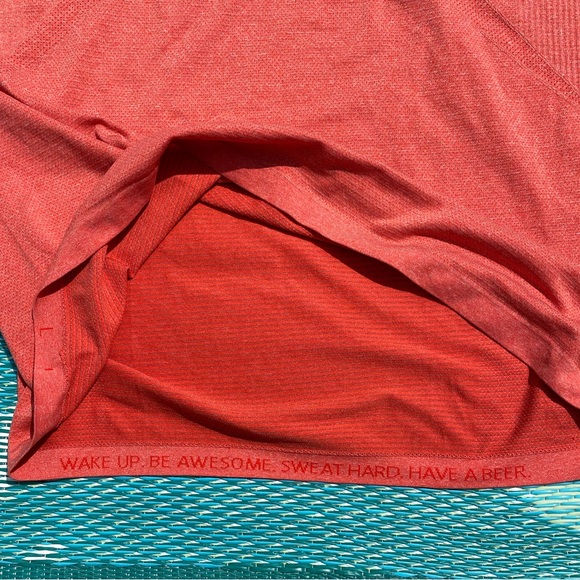 Lululemon Metal Vent Tech Short Sleeve - Picture 5 of 5